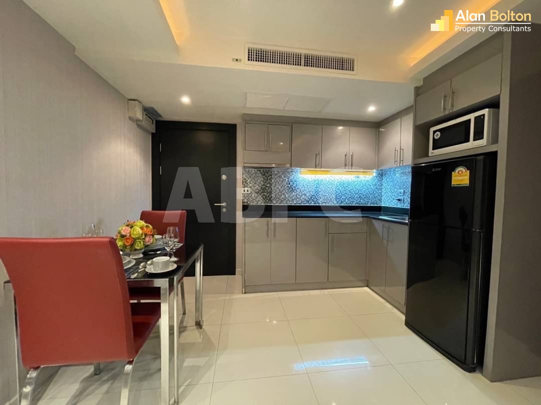 1 Bed 1 Bath Condo in Central Pattaya photo 12