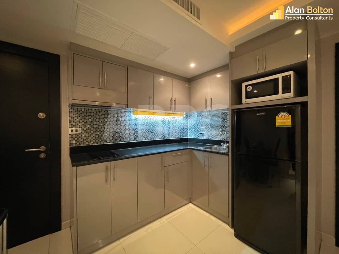 1 Bed 1 Bath Condo in Central Pattaya photo 14