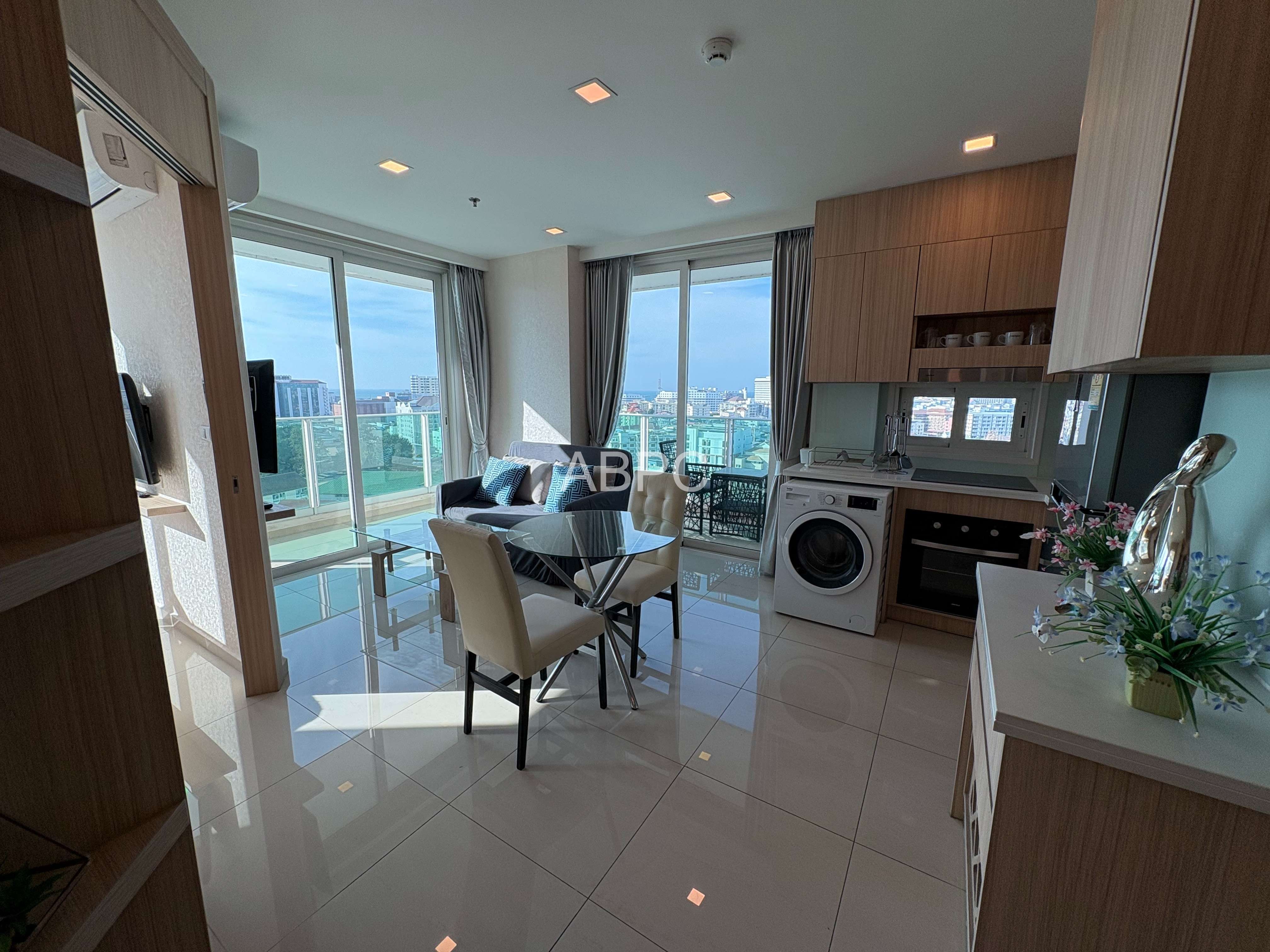 City Garden Tower 1 Bed For Rent or Sale photo 11