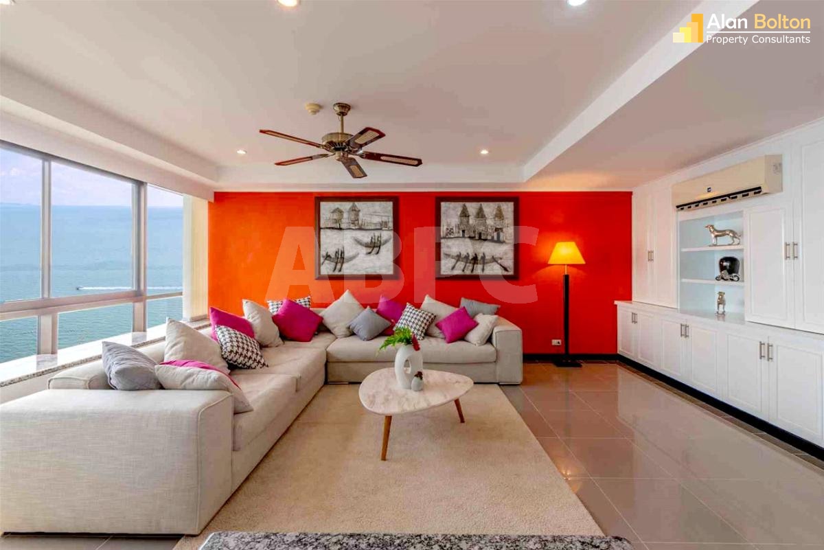 Beachfront Ocean View 3 Bed 4 Bath Duplex Condo In Jomtien