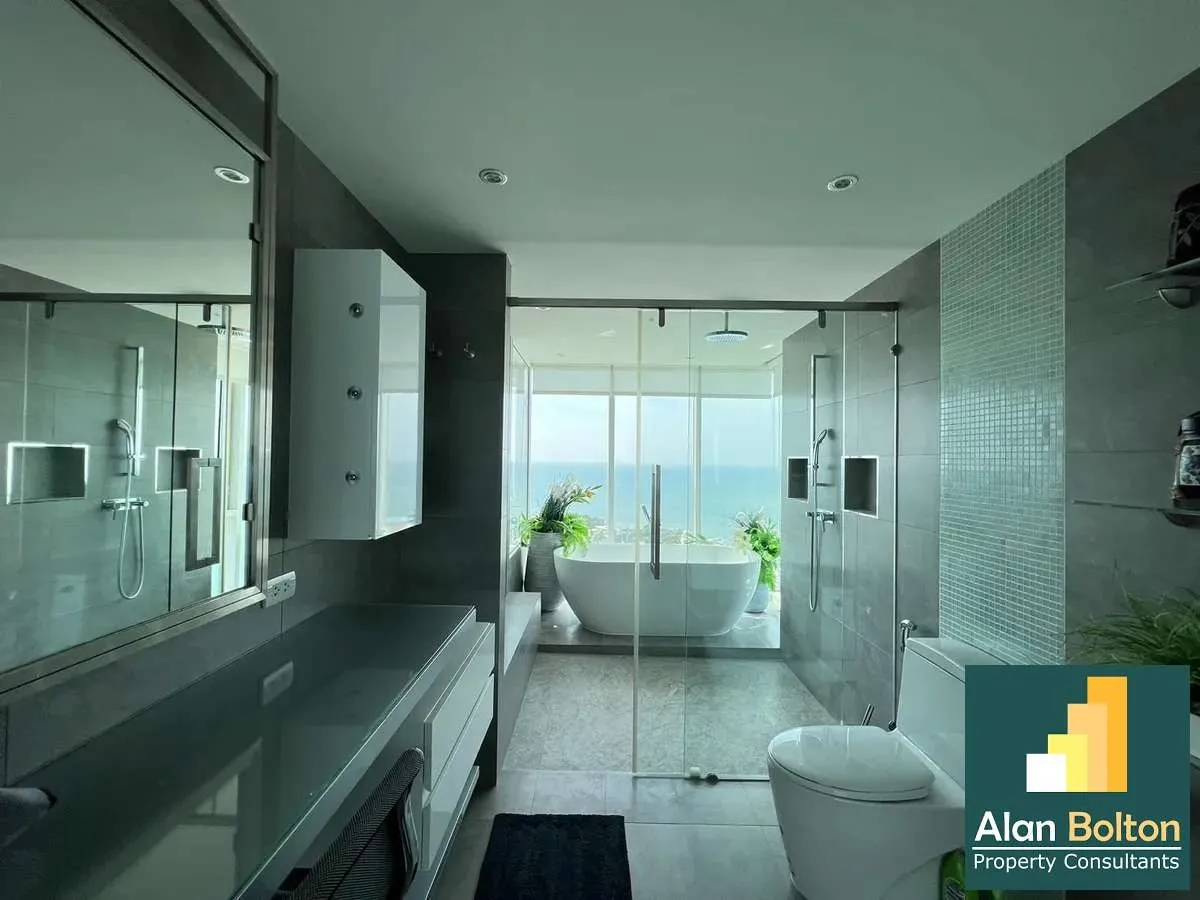 Luxury penthouse 2 Bedroom 3 Bathroom in Pratumnak photo 19