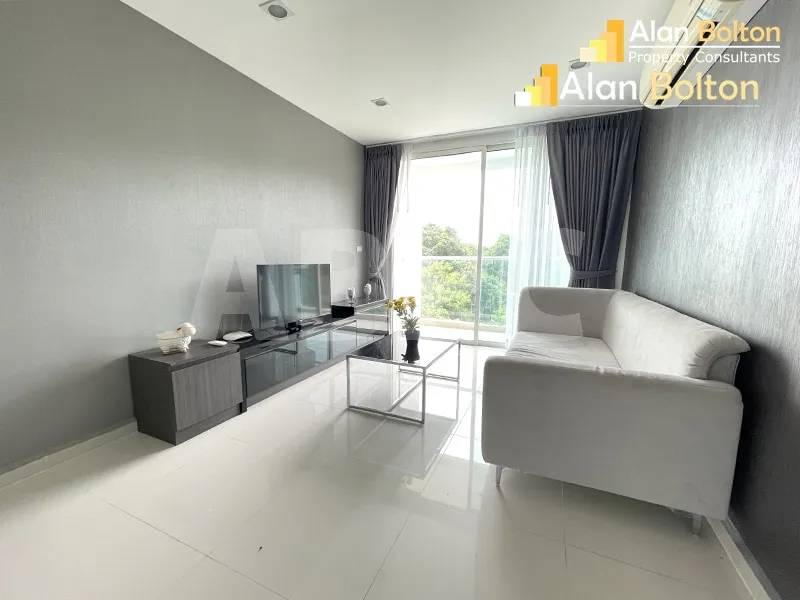 1 Bed 2 Bath Condo In Pratumnak photo 9