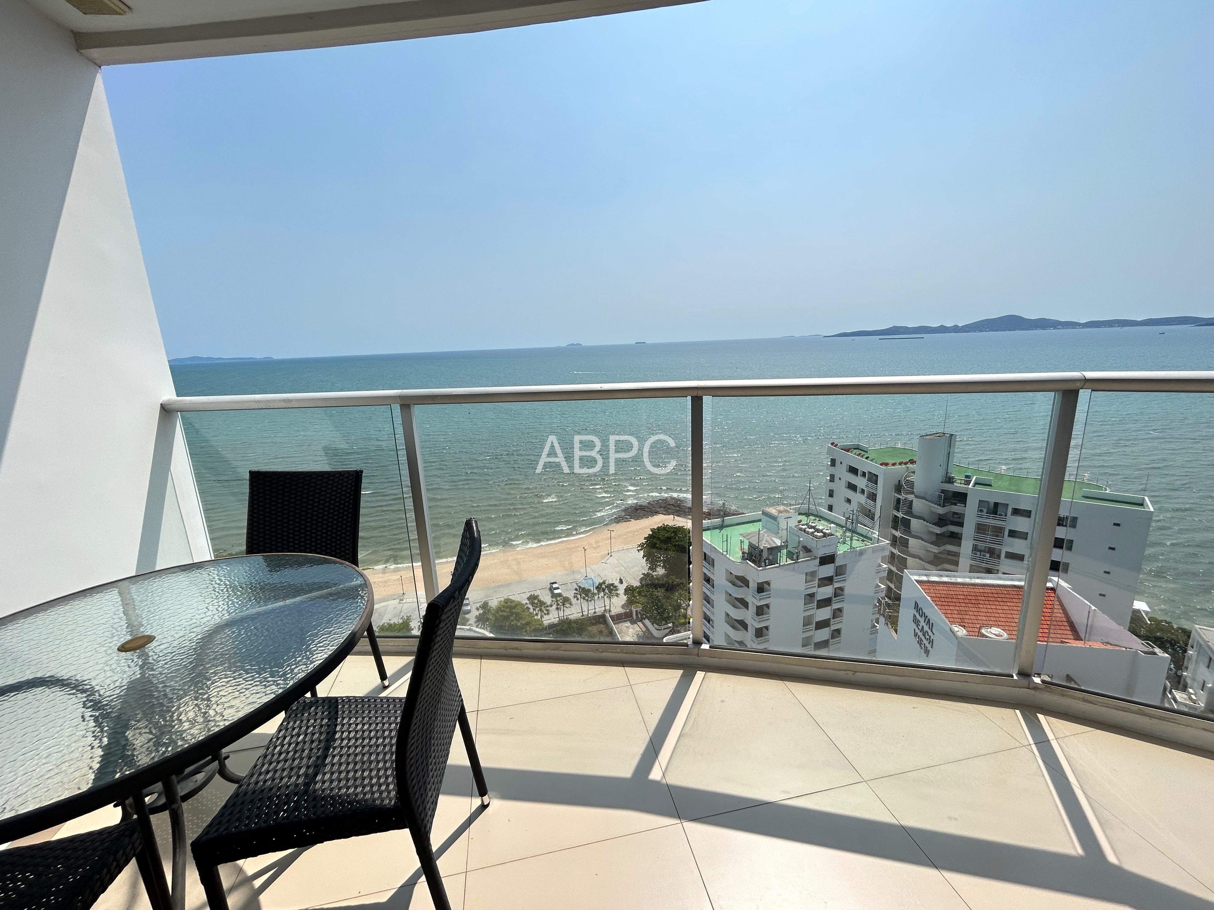 Ocean View 1 Bed 1 Bath Condo in Pratumnak