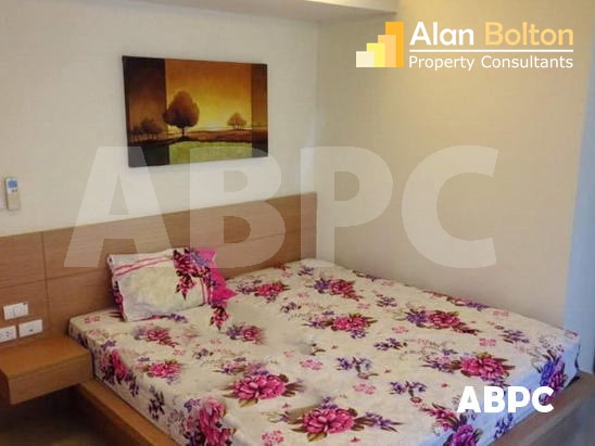 Large 1 Bed 1 Bath Condo In Central Pattaya photo 5