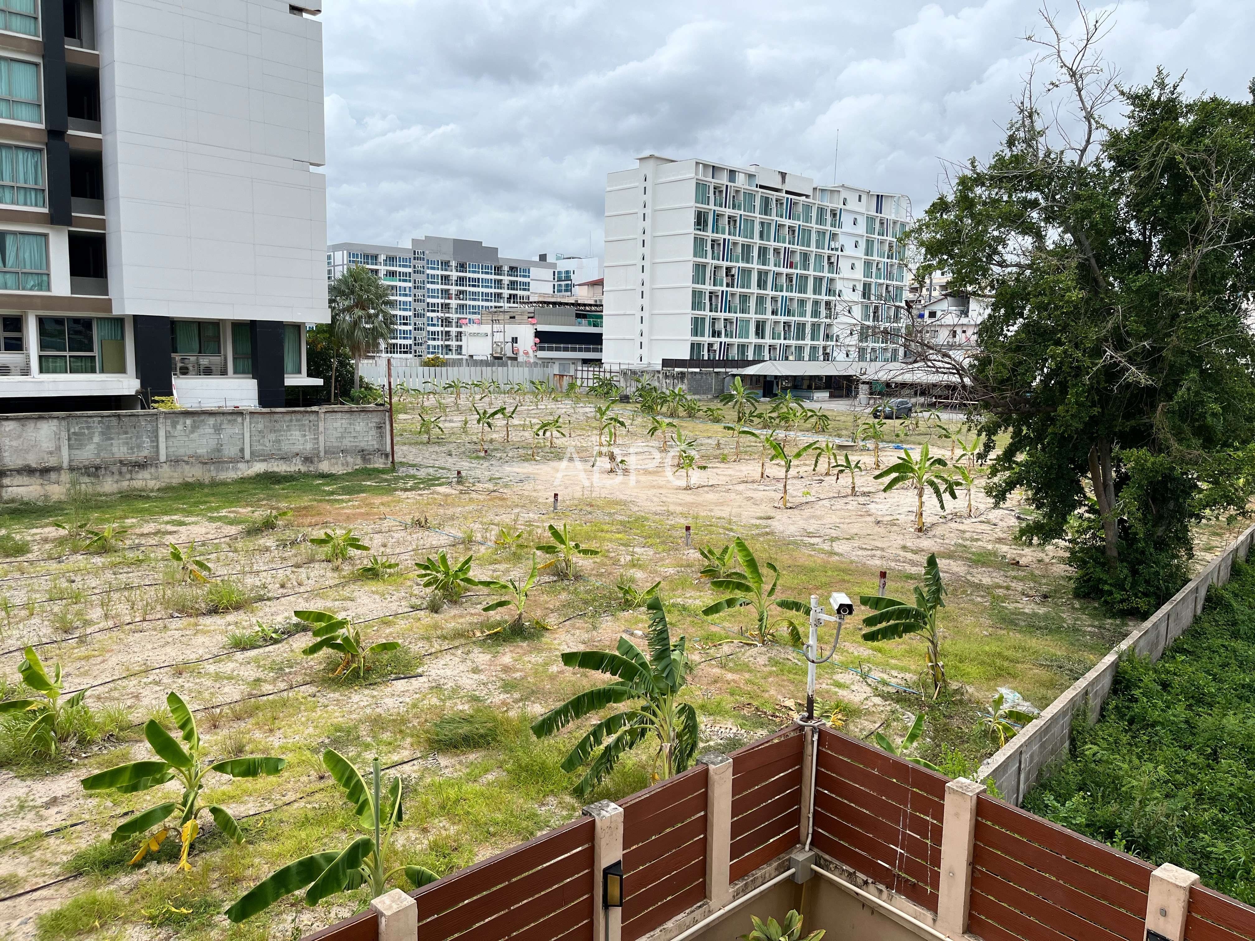 Large 1 Bed 1 Bath Condo In Central Pattaya photo 10