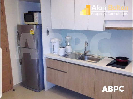 Large 1 Bed 1 Bath Condo In Central Pattaya photo 6