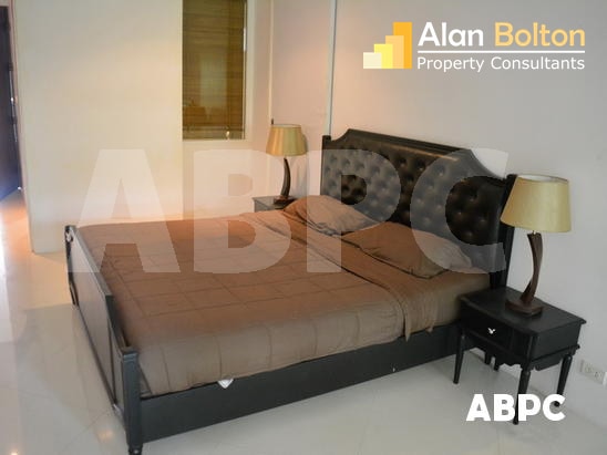 Studio Condo in South Pattaya photo 3