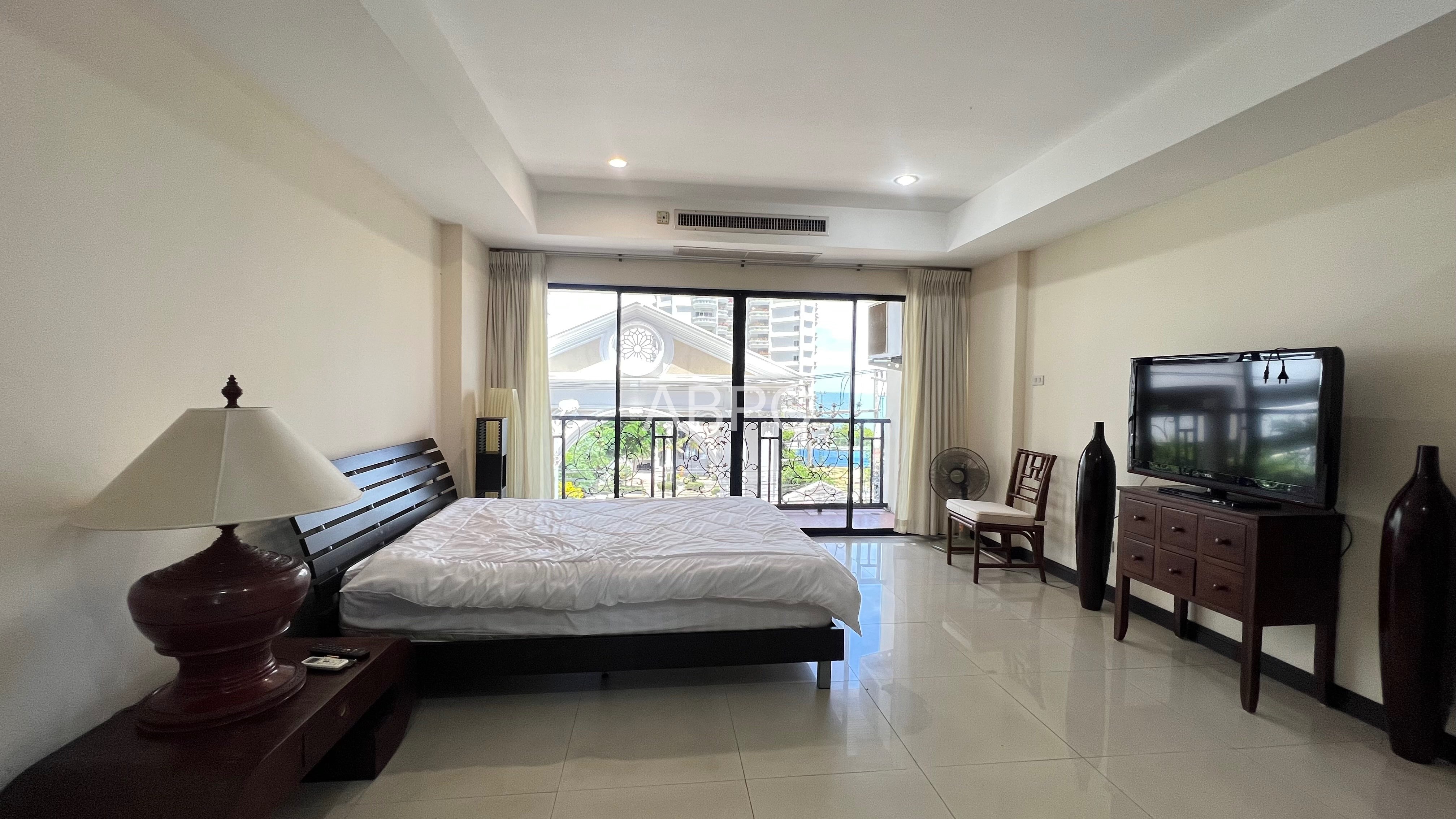 1 Bed 2 Bath in Wong Amat photo 5
