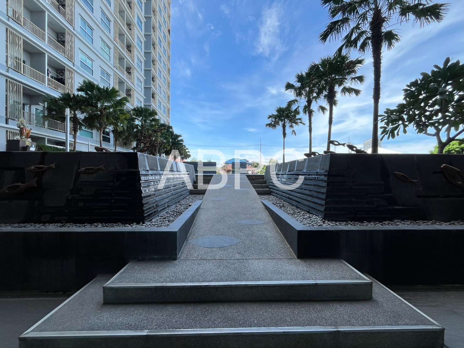 City View 1 Bed 1 Bath Condo in South Pattaya photo 5