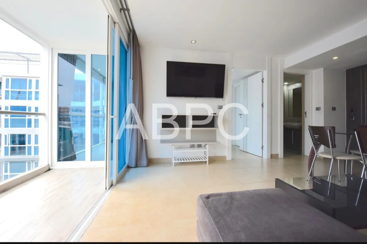 Best Pool View 1 Bed 1 Bath Condo In Central Pattaya photo 3