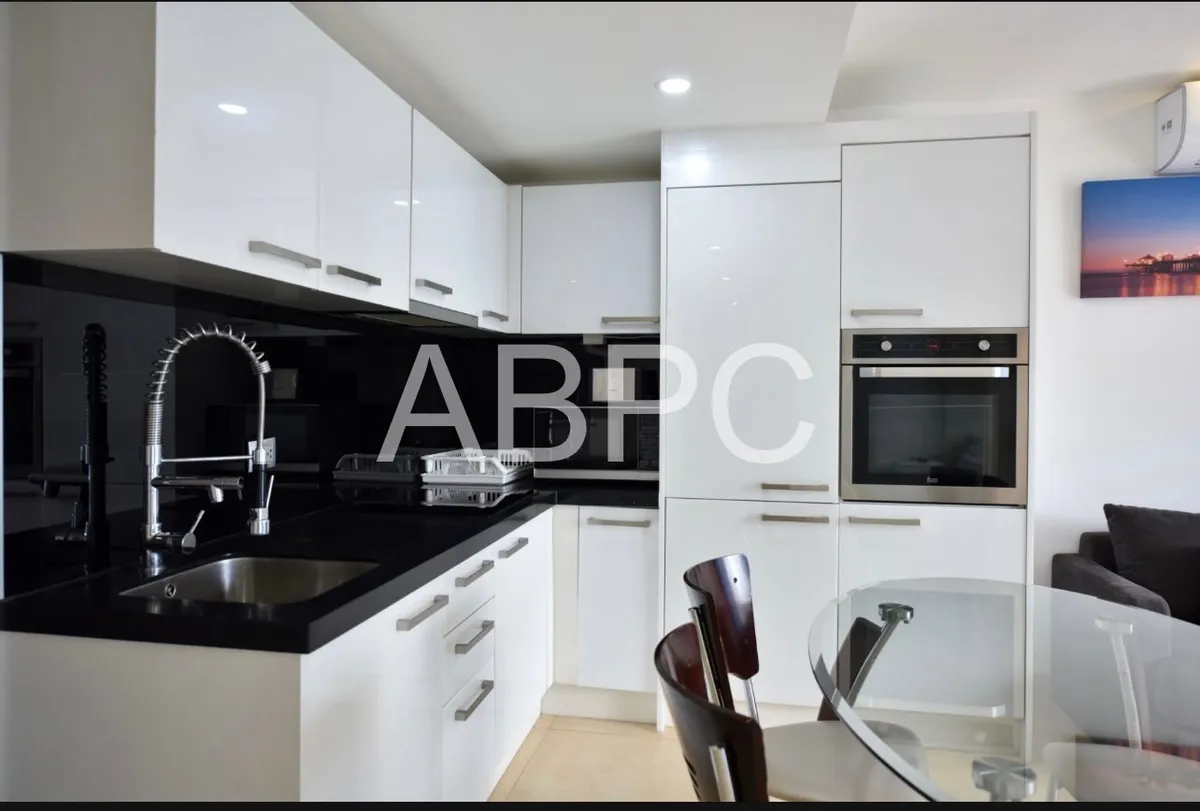 Best Pool View 1 Bed 1 Bath Condo In Central Pattaya photo 7