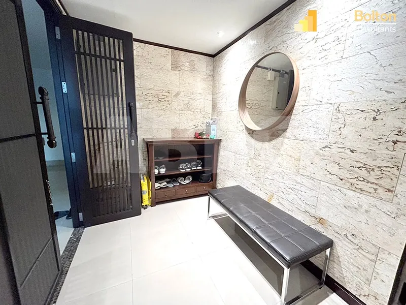 Large Pool View 2 Bed 3 Bath Condo In Central Pattaya photo 5