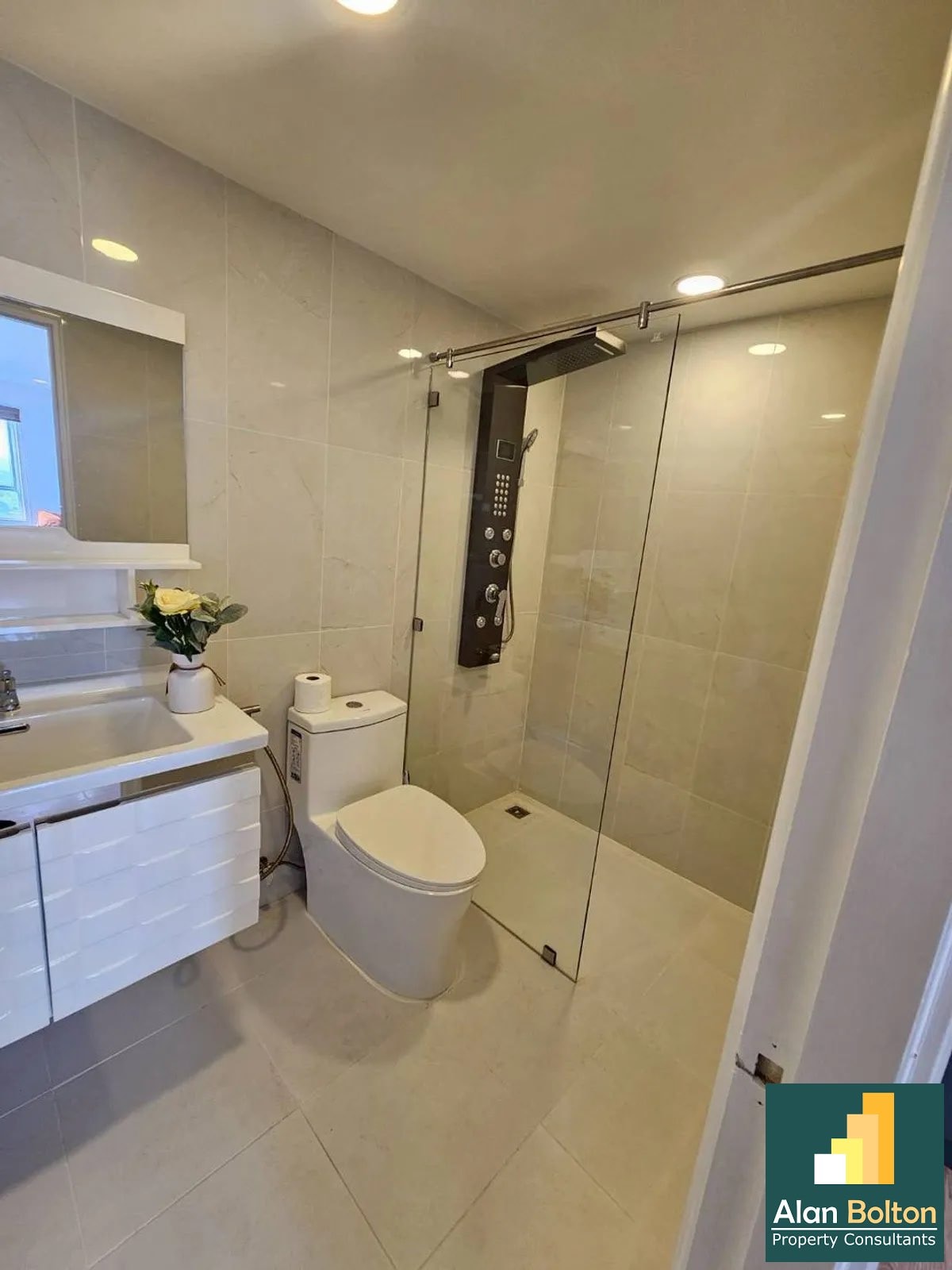 Sea view 1 Bedroom 1 Bathroom  in Naklua Wongamat photo 11