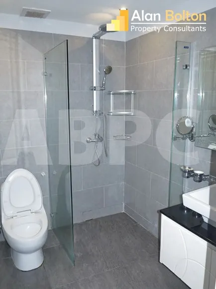 1 Bed 1 Bath Condo in Pratumnak photo 7