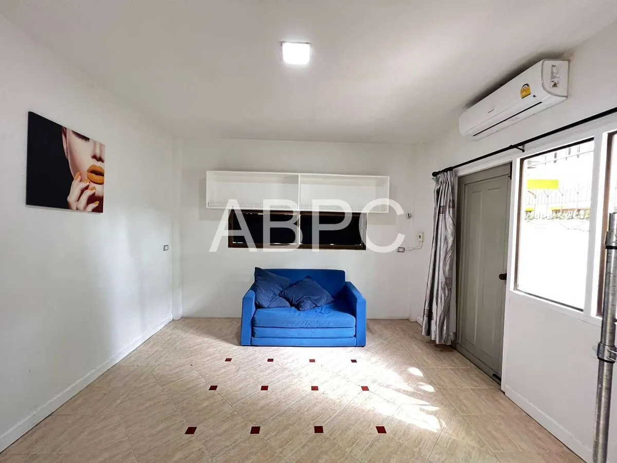 House for rent 4 Bedrooms 3 Bathrooms in East Pattaya photo 14