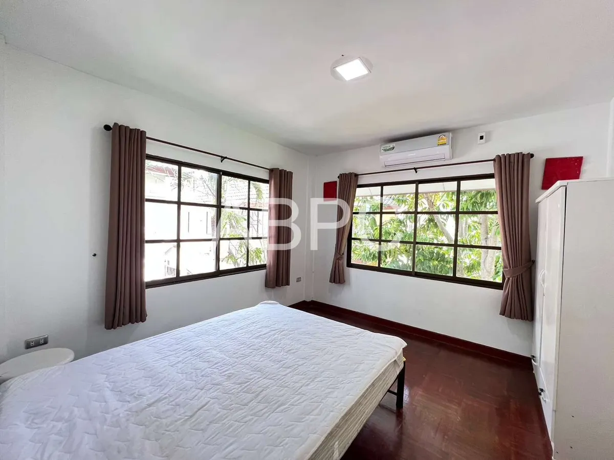 House for rent 4 Bedrooms 3 Bathrooms in East Pattaya photo 5