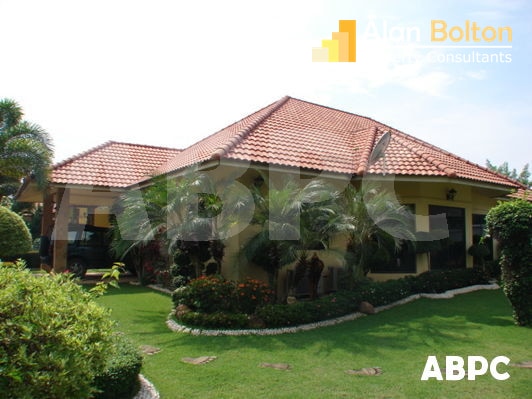 3 Bed 2 Bath in East Pattaya HR1279 photo 2