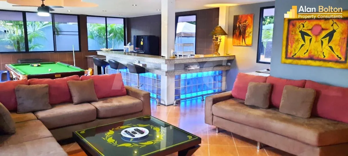 3 Bed 2 Bath Pool Villa In East Pattaya photo 18