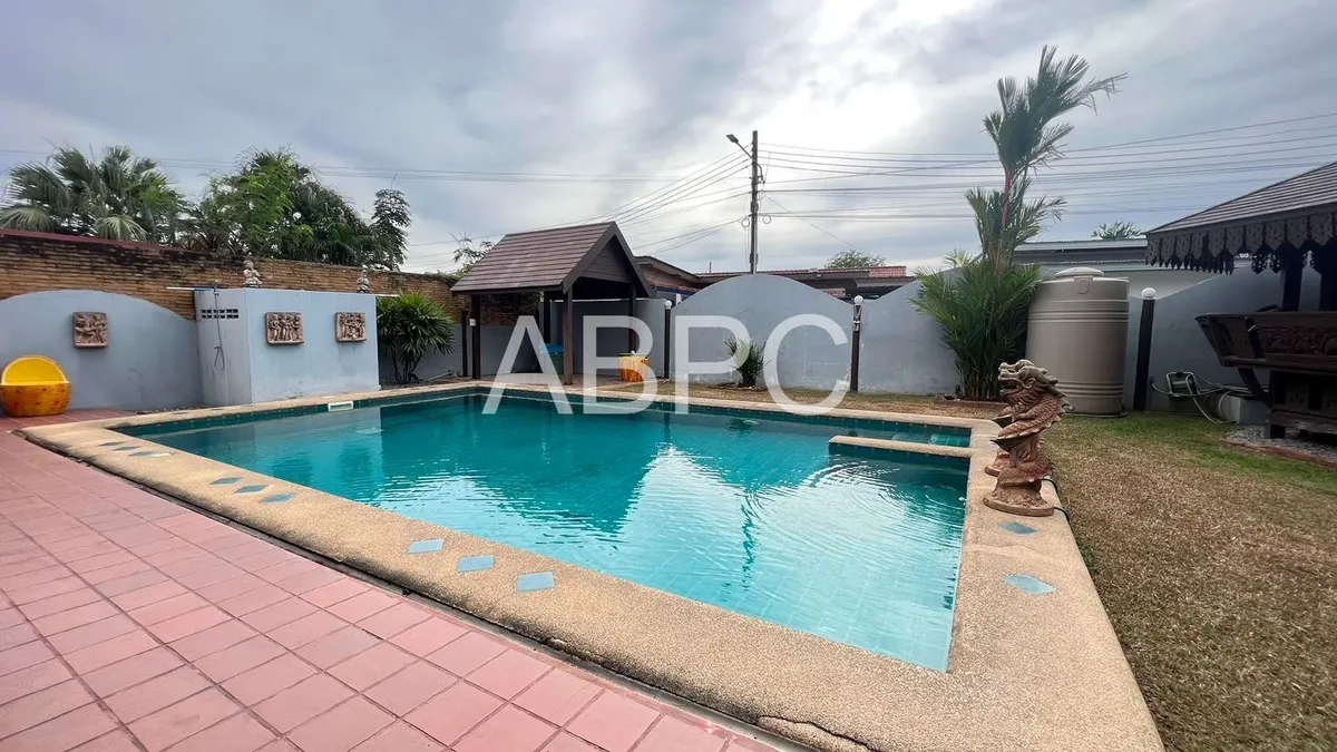 3 Bed 2 Bath Pool Villa In East Pattaya photo 3