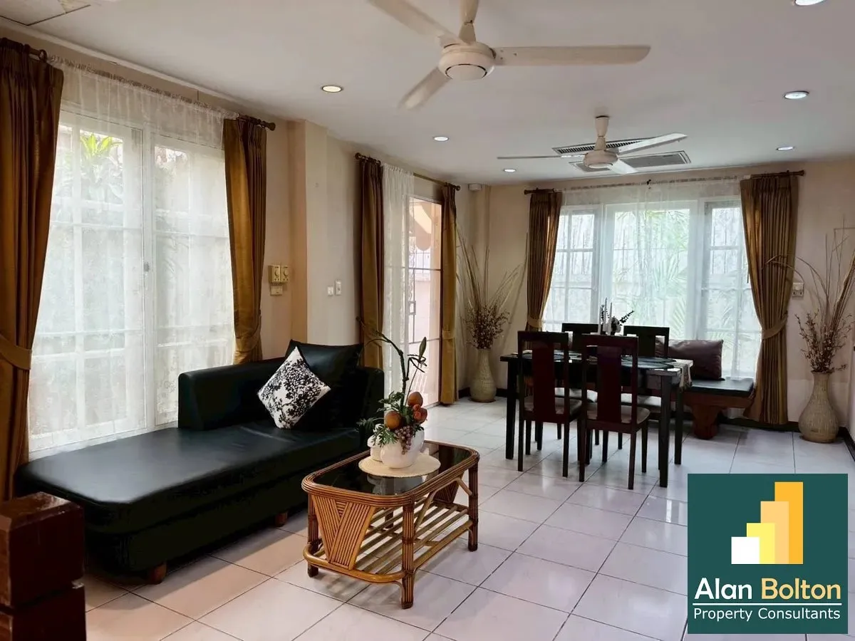 House for rent 3 Bedrooms 3 Bathrooms in Jomtien photo 4