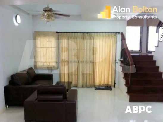 3 Bed 4 Bath in Central Pattaya HR1647 photo 3