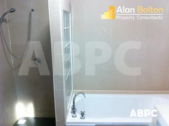 3 Bed 4 Bath in Central Pattaya HR1647 photo 6