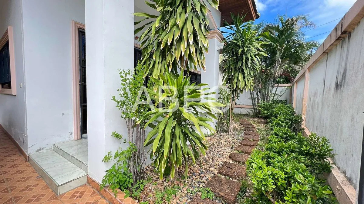 3 Bed 2 Bath in East Pattaya HR1657 photo 13