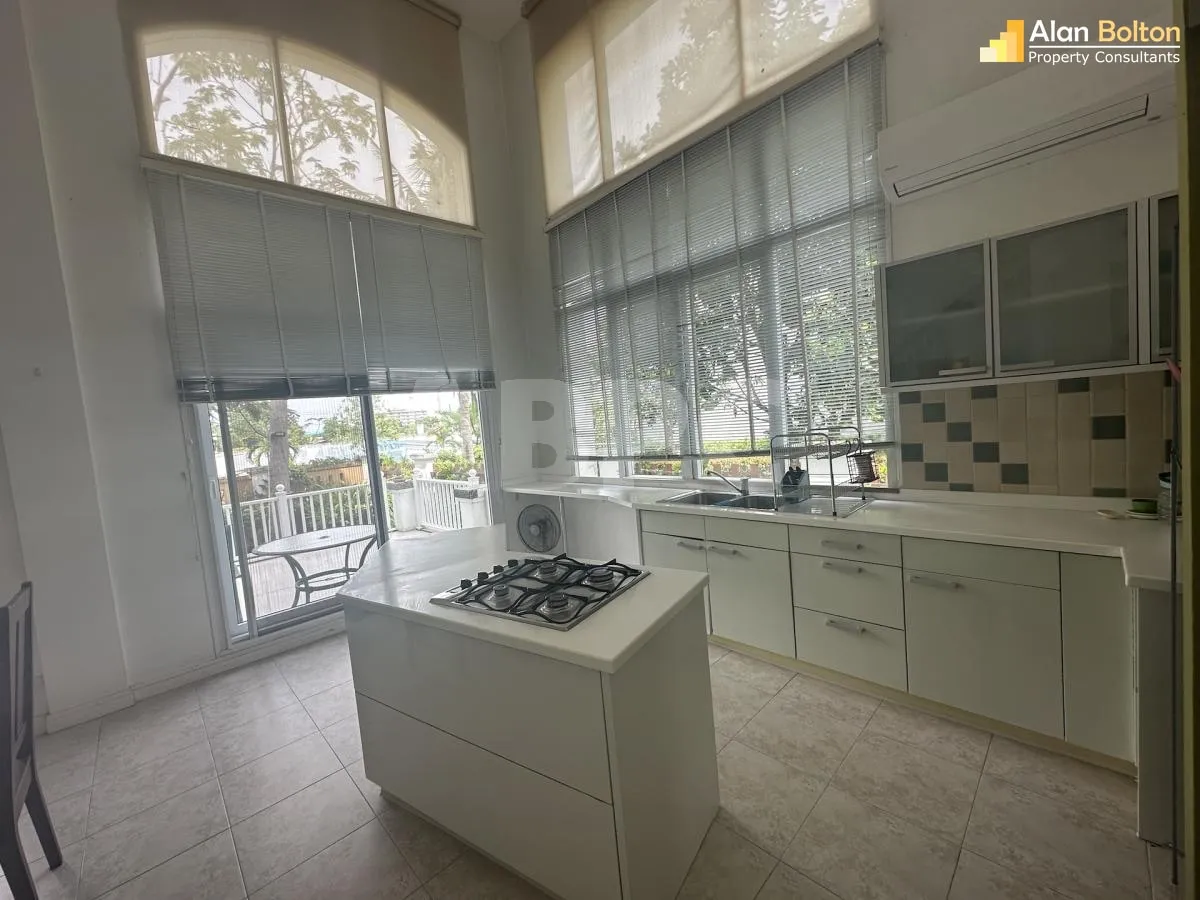 3 Bed 3 Bath in Najomtien HR1666 photo 12