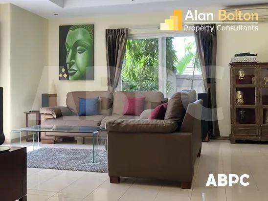 3 Bed 3 Bath in East Pattaya HR2027
