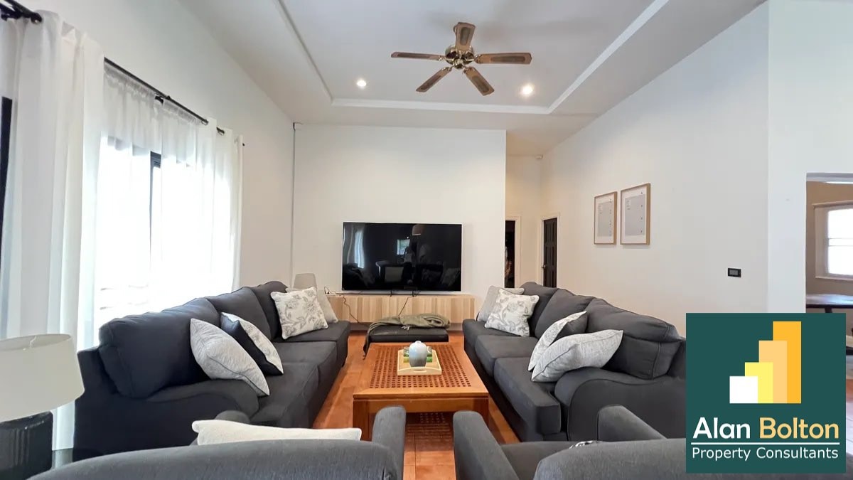 4 Bedrooms 3 Bathroom in Mapprachan photo 8