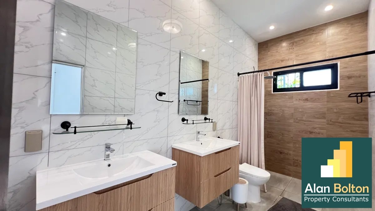 4 Bedrooms 3 Bathroom in Mapprachan photo 9