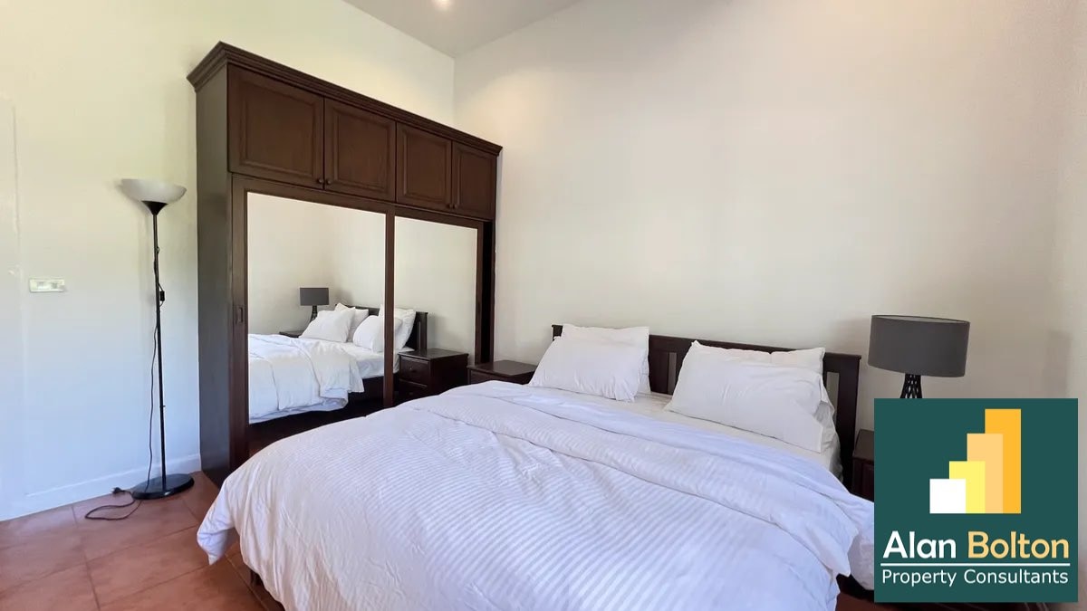 4 Bedrooms 3 Bathroom in Mapprachan photo 17