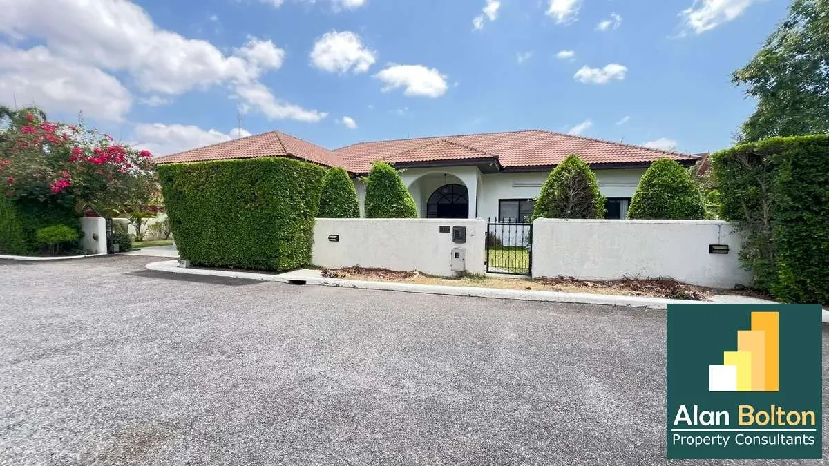 4 Bedrooms 3 Bathroom in Mapprachan photo 2