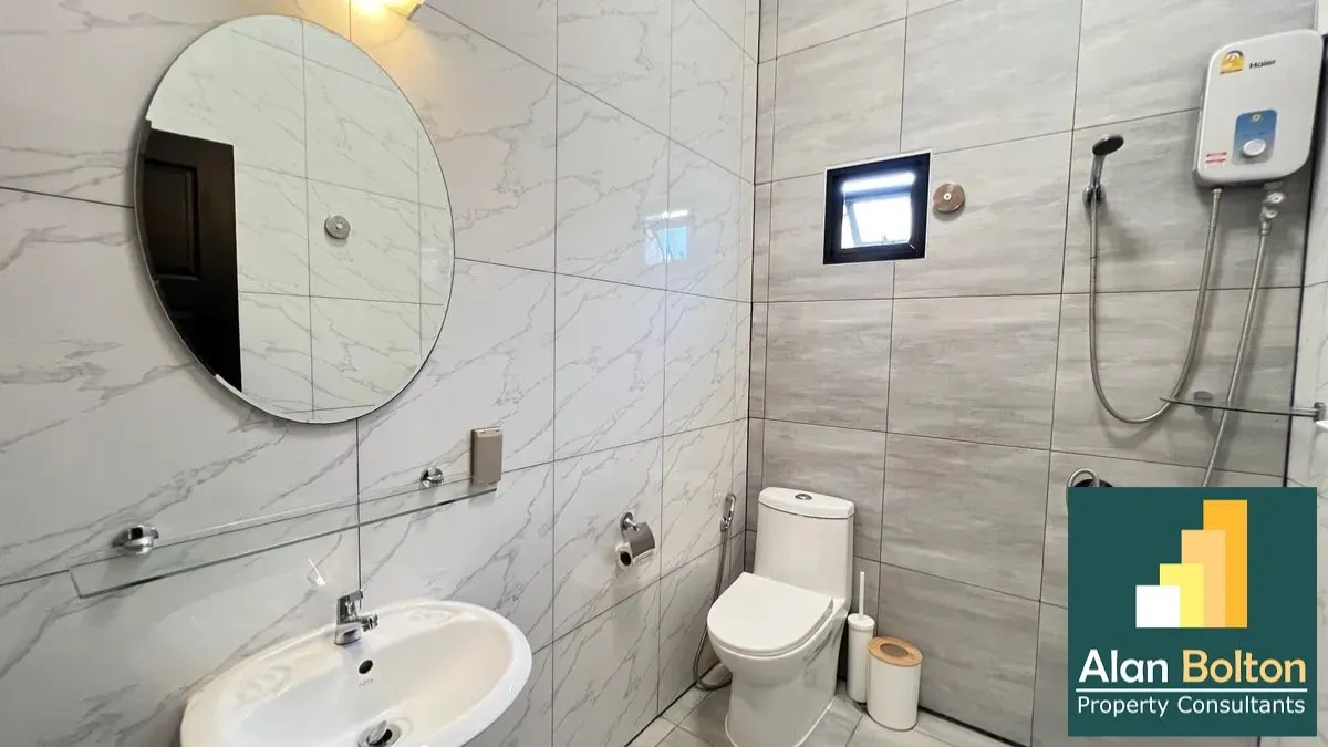 4 Bedrooms 3 Bathroom in Mapprachan photo 18
