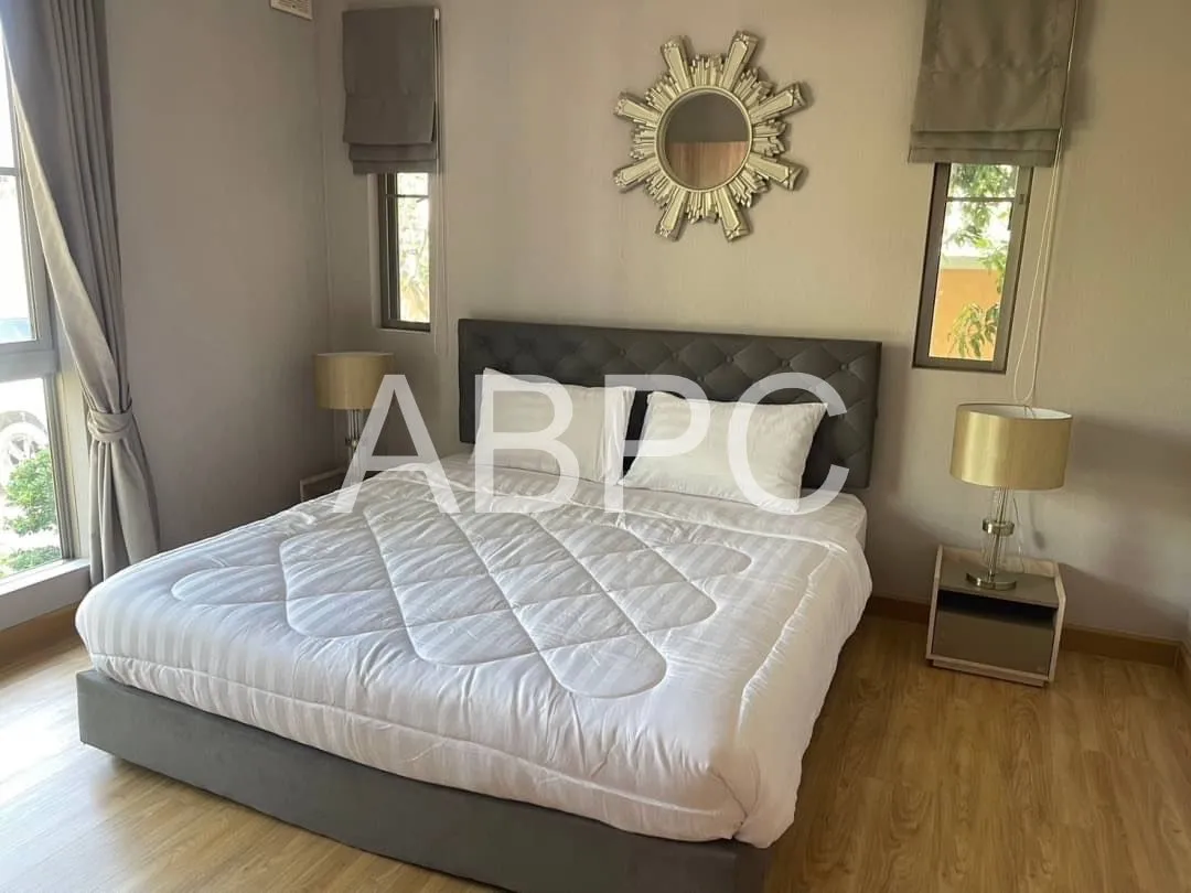 4 Bedrooms 3 Bathrooms in East Pattaya photo 12