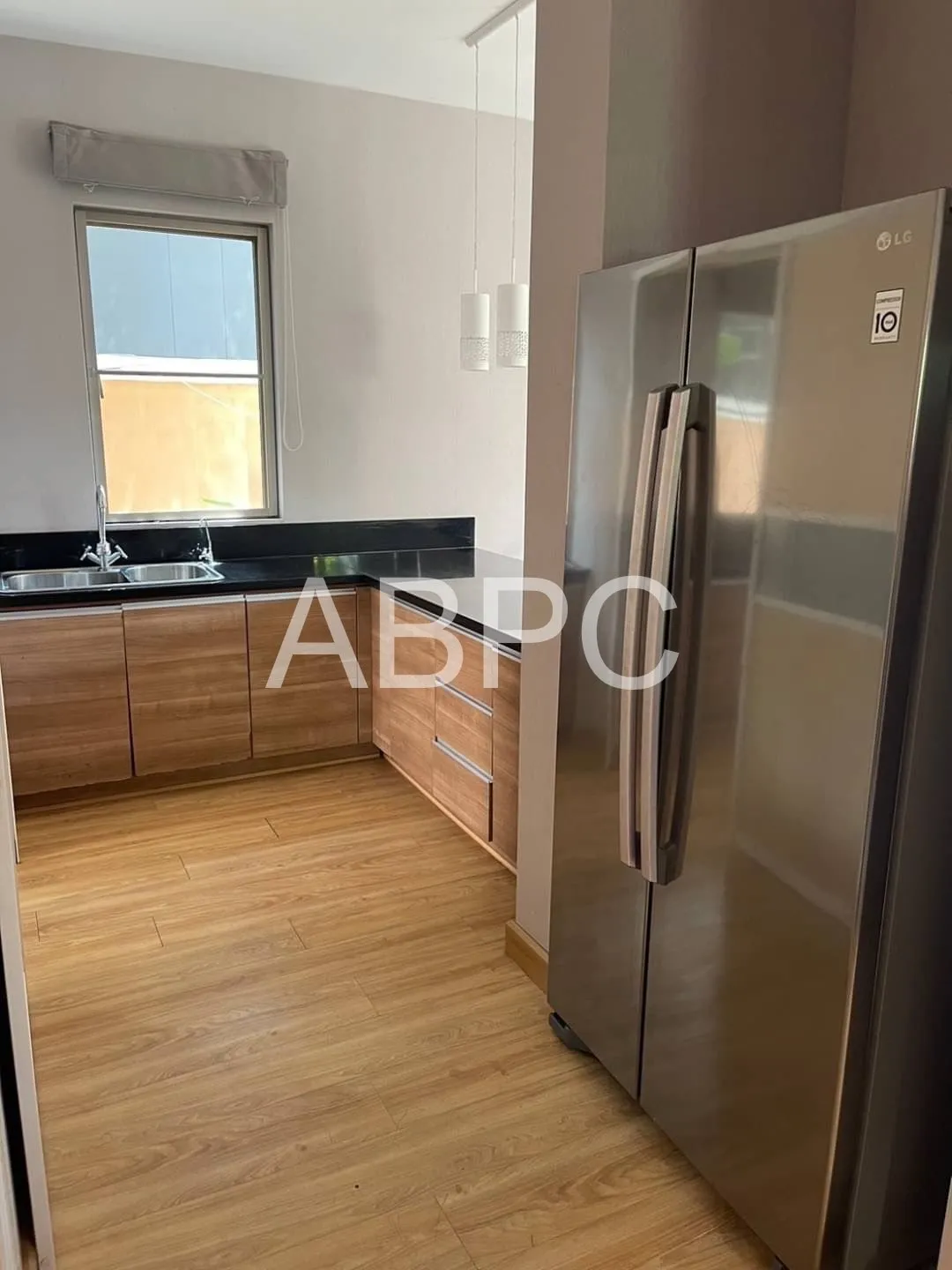 4 Bedrooms 3 Bathrooms in East Pattaya photo 7
