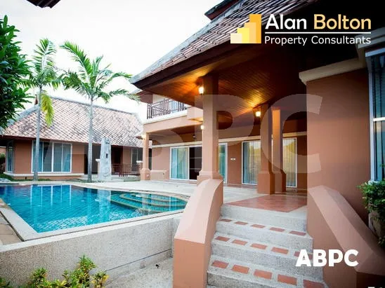 5 Bed 5 Bath in East Pattaya HR2132