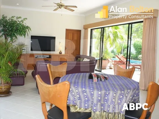 2 Bed 2 Bath in Jomtien HR2147 photo 3