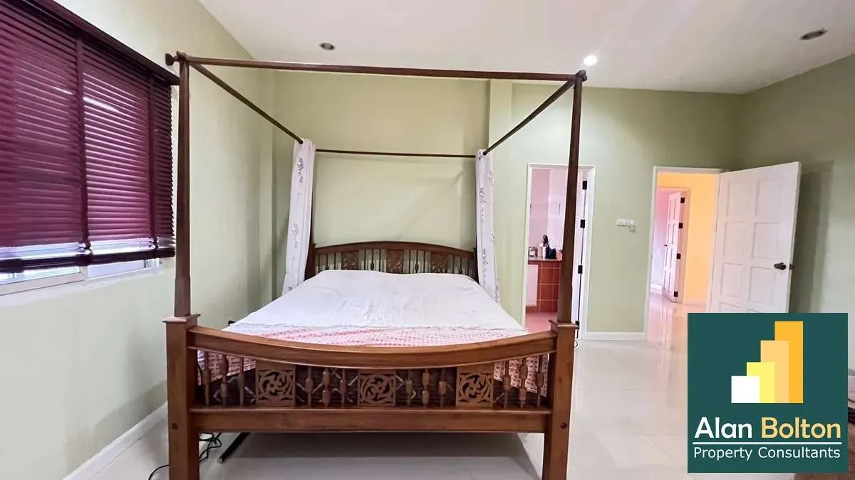 Pool Villa 4 Bedrooms 5 Bathrooms Pool Villa in Mapprachan photo 12