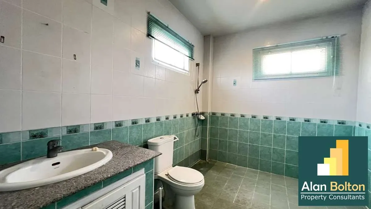 Pool Villa 4 Bedrooms 5 Bathrooms Pool Villa in Mapprachan photo 13