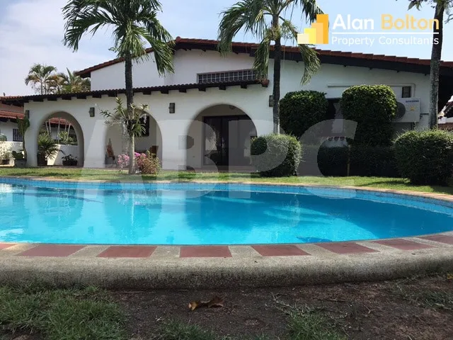 3 Bed 2 Bath in East Pattaya HR2502