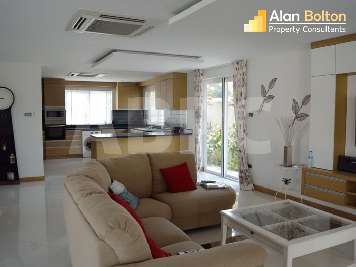4 Bed 5 Bath in East Pattaya HR2508 photo 10