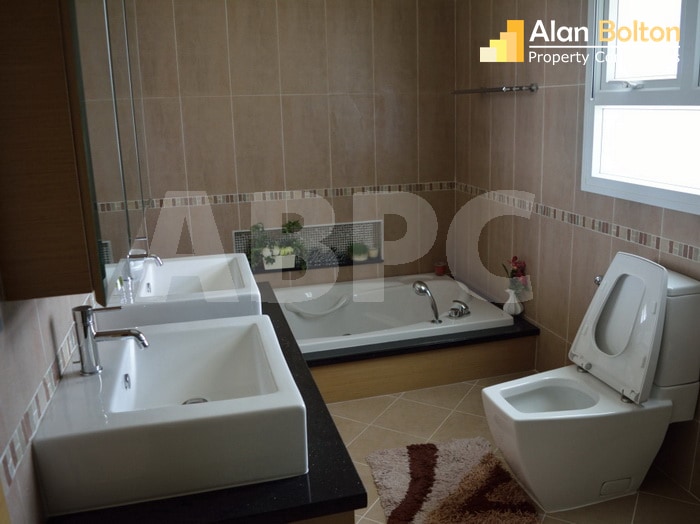 4 Bed 5 Bath in East Pattaya HR2508 photo 8