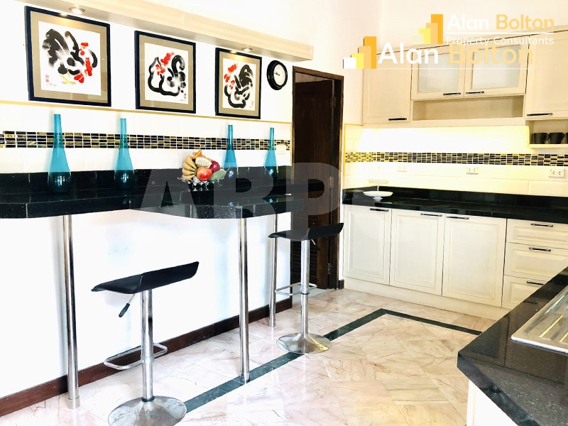 3 Bed Pool Villa in Siam Lake View Mabprachan Lake photo 14