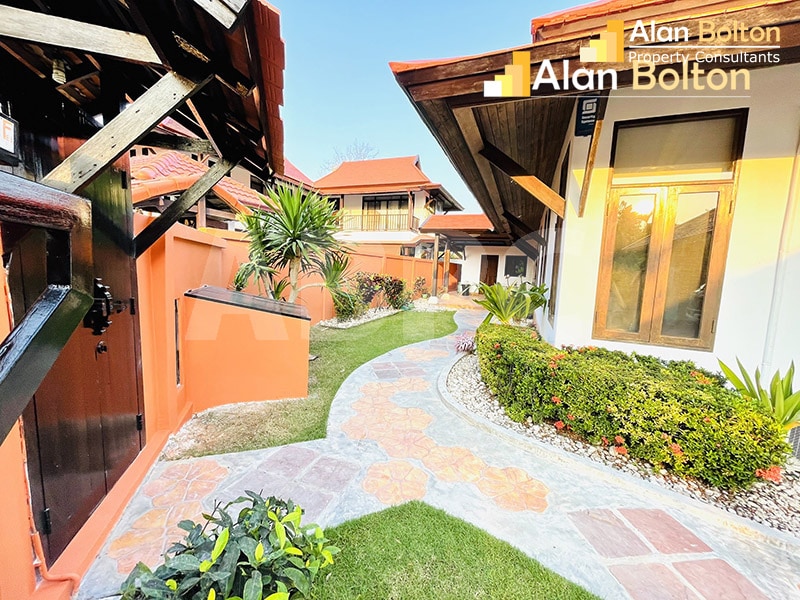 3 Bed Pool Villa in Siam Lake View Mabprachan Lake photo 9