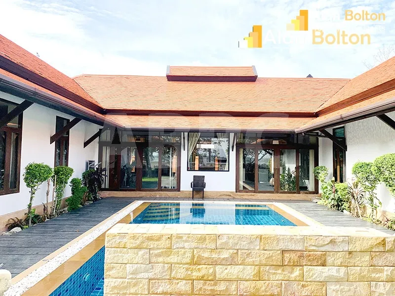 3 Bed Pool Villa in Siam Lake View Mabprachan Lake