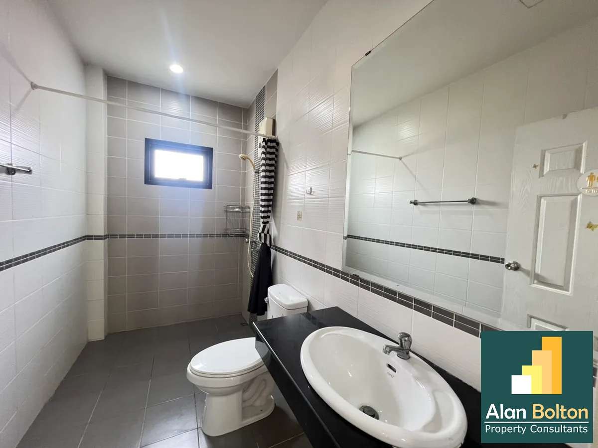 2 Bedrooms 2 Bathrooms in East Pattaya photo 7
