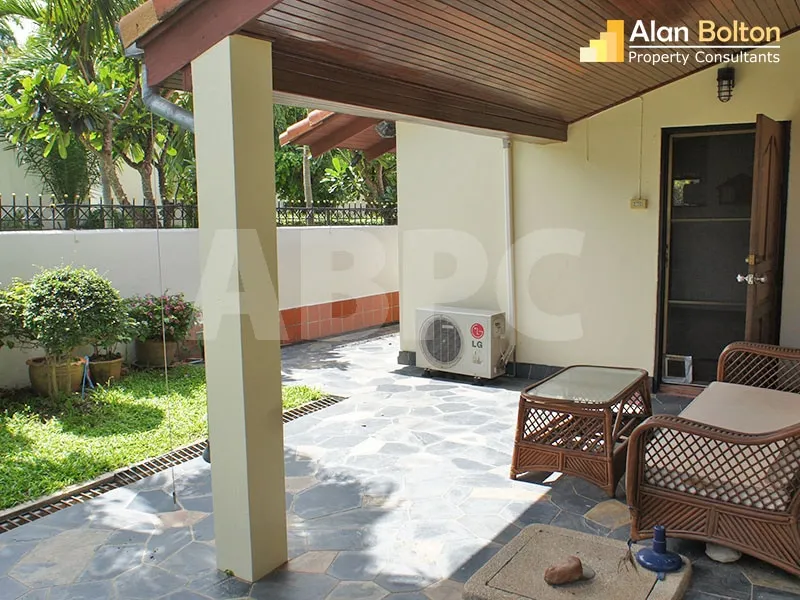 4 Bed 3 Bath Pool Villa in East Pattaya HR2542 photo 12