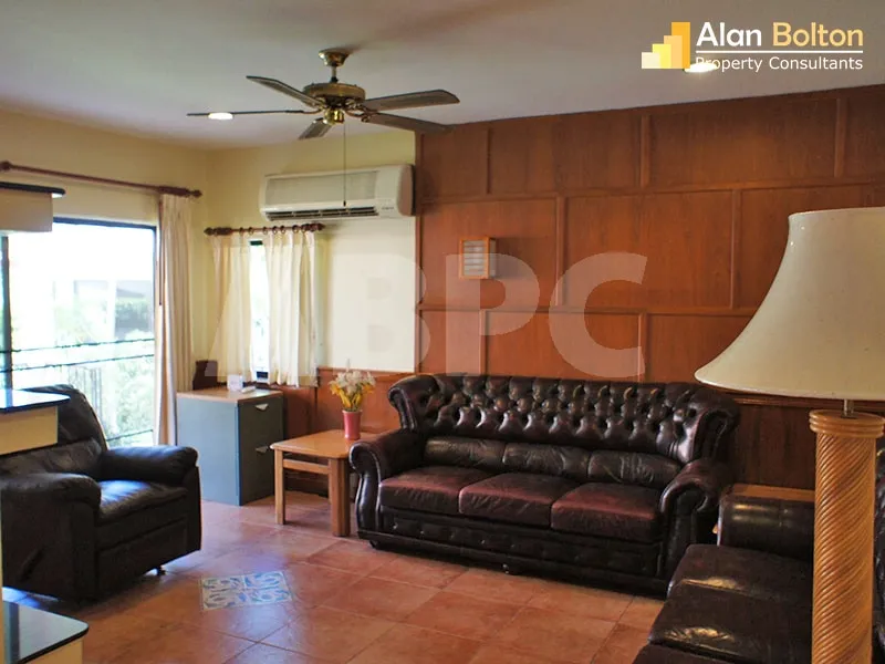 4 Bed 3 Bath Pool Villa in East Pattaya HR2542 photo 3