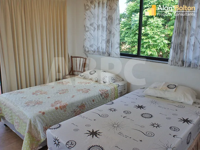 4 Bed 3 Bath Pool Villa in East Pattaya HR2542 photo 6